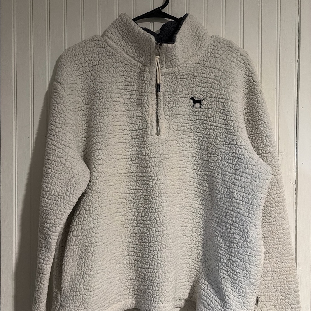 Victoria's Secret PINK Crewneck Pullover in White and Black